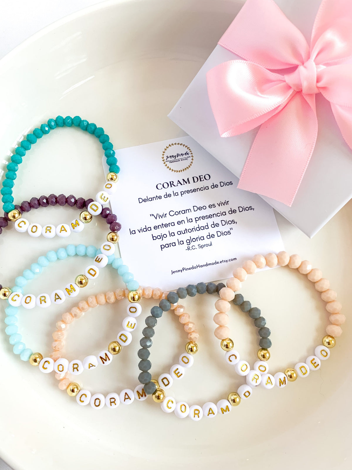 SPANISH Coram Deo bracelet, faith jewelry for women, gift for Christian women, bible verse bracelet, Christian jewelry, religious gift