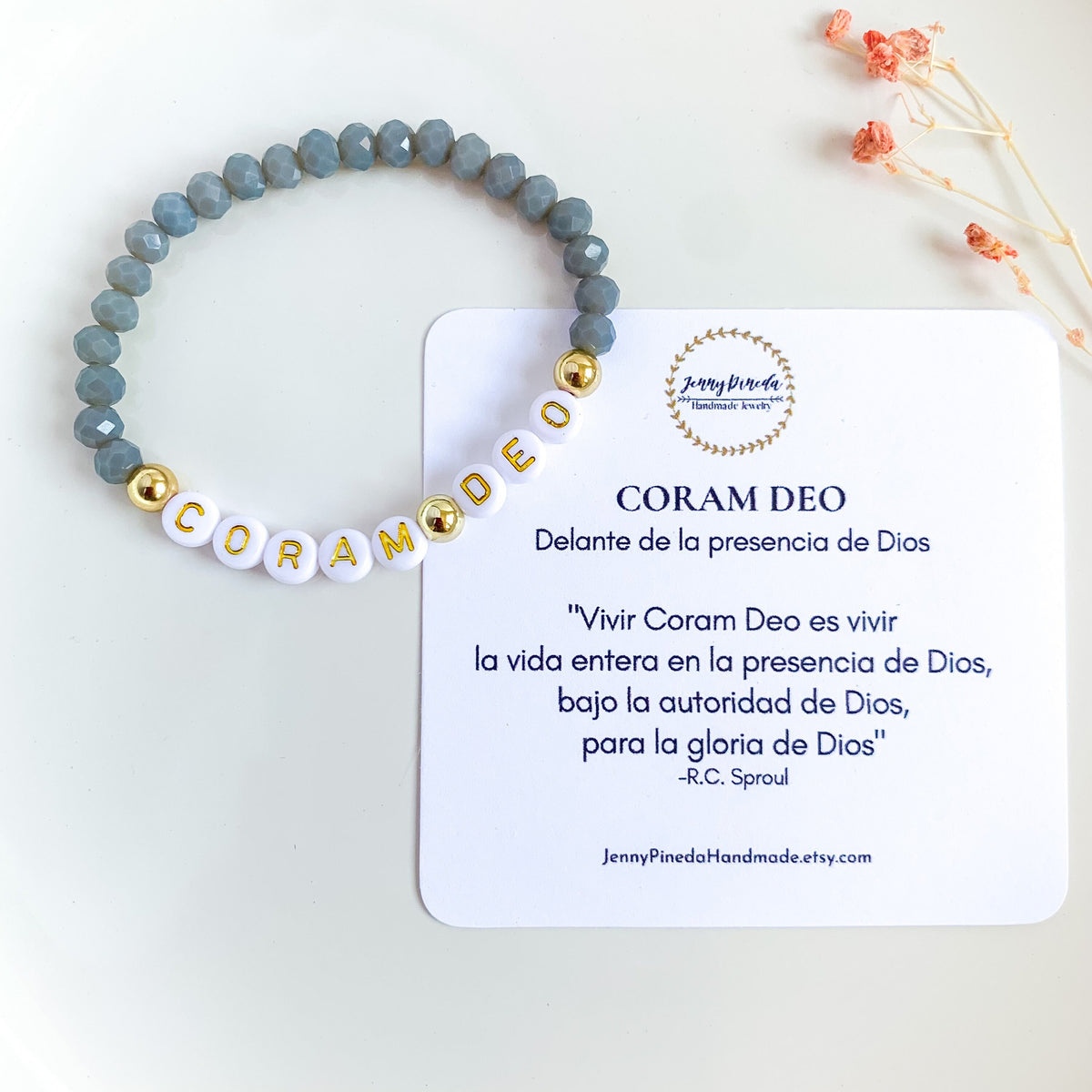 SPANISH Coram Deo bracelet, faith jewelry for women, gift for Christian women, bible verse bracelet, Christian jewelry, religious gift