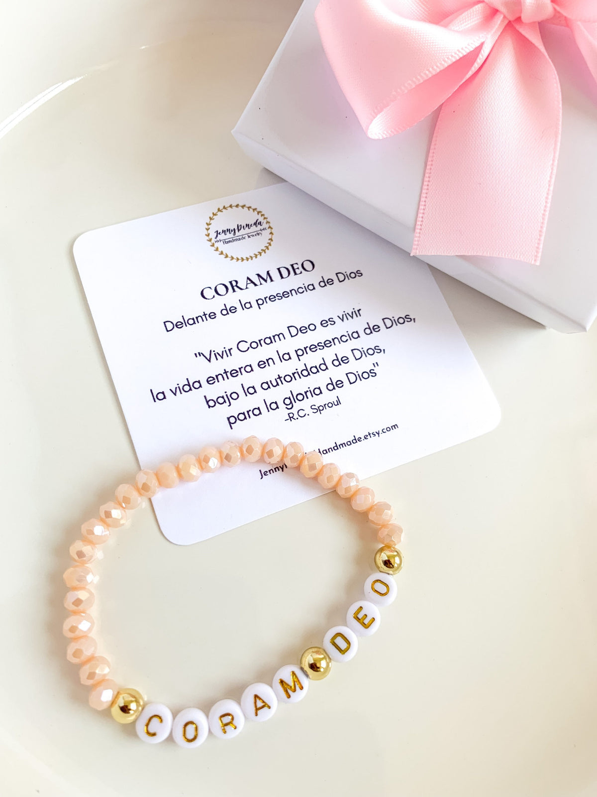 SPANISH Coram Deo bracelet, faith jewelry for women, gift for Christian women, bible verse bracelet, Christian jewelry, religious gift
