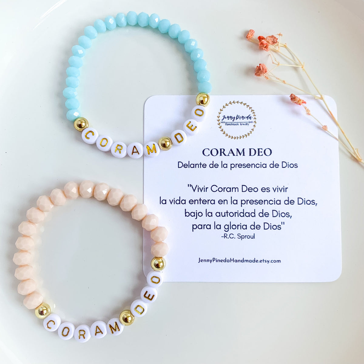 SPANISH Coram Deo bracelet, faith jewelry for women, gift for Christian women, bible verse bracelet, Christian jewelry, religious gift