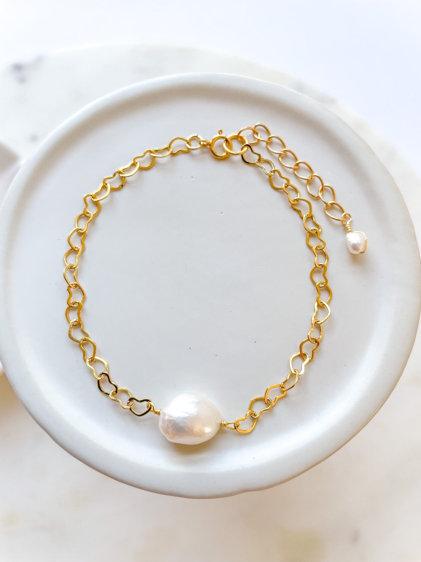 Dainty freshwater pearl gold filled bracelet, gift for women, pearl bracelet, gift for wife