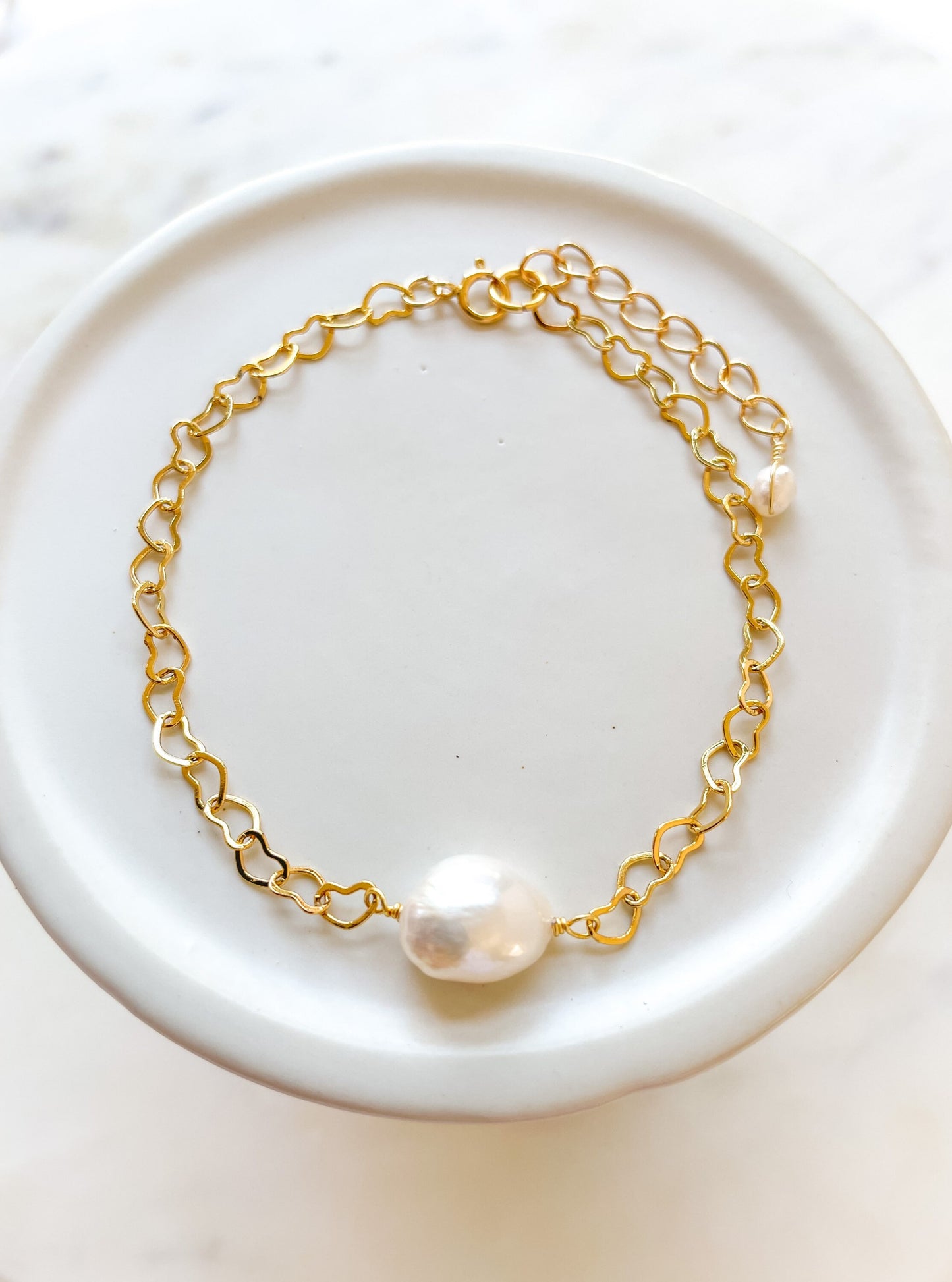 Dainty freshwater pearl gold filled bracelet, gift for women, pearl bracelet, gift for wife